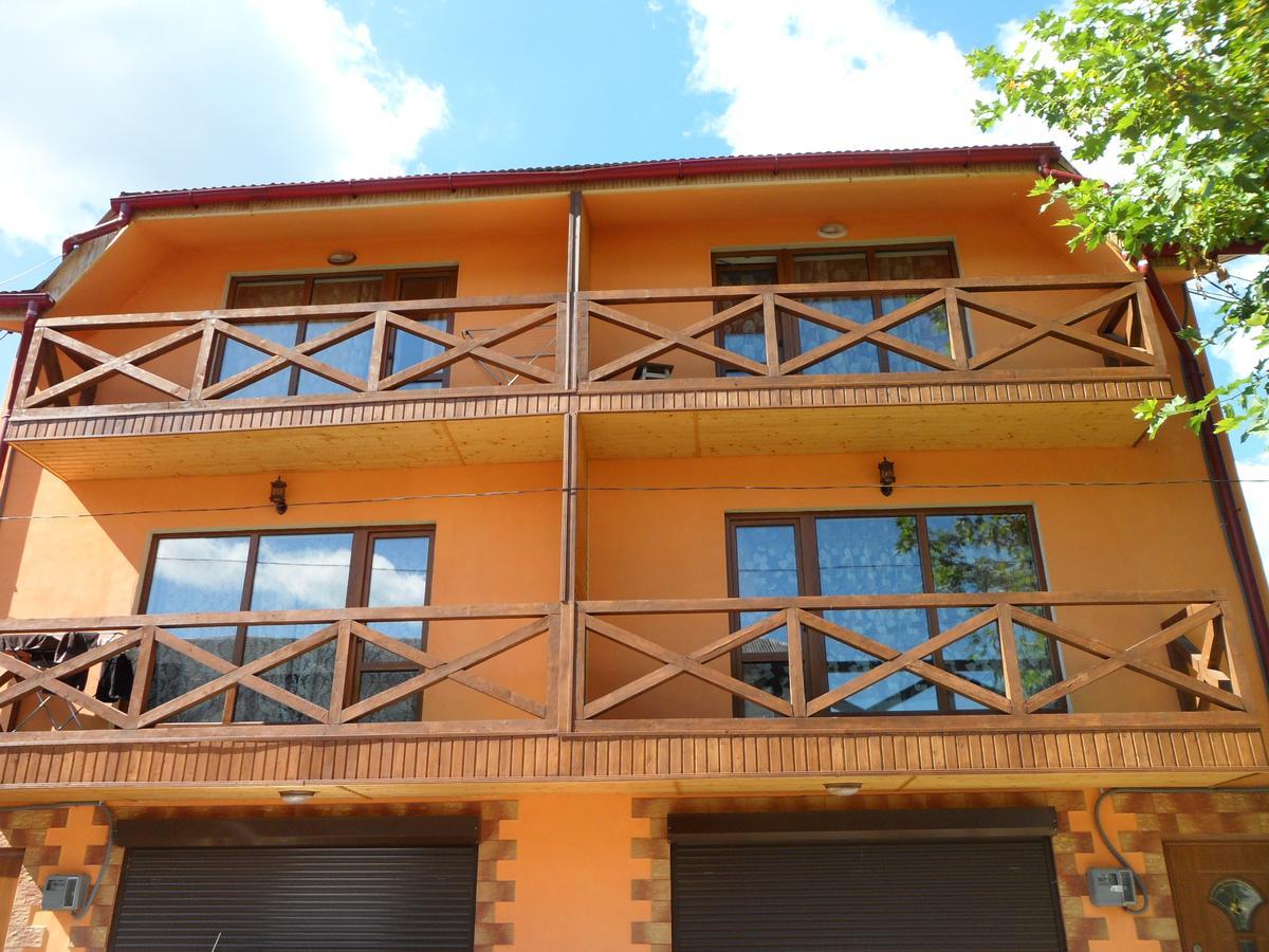 Cottage Rakhiv Ngoại thất bức ảnh